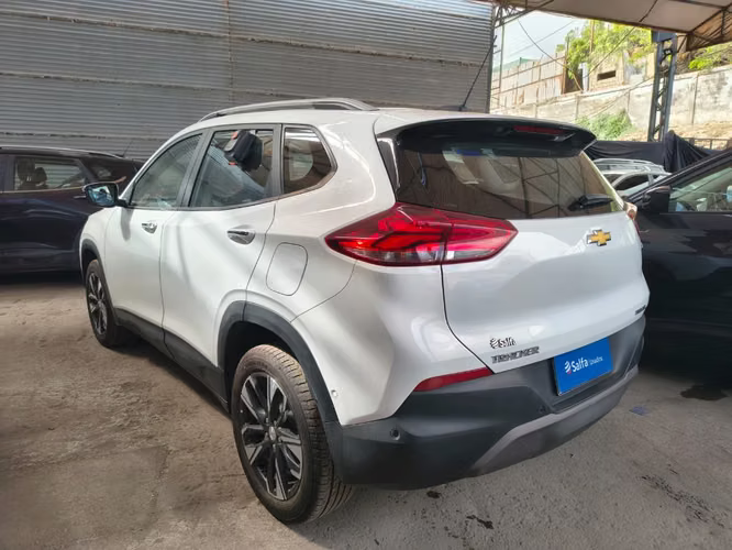 Chevrolet Tracker 1.2T PREMIER AT S 2025 - Imagen 3