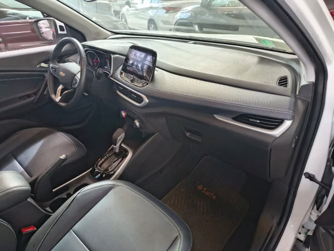 Chevrolet Tracker 1.2T PREMIER AT S 2025 - Imagen 17