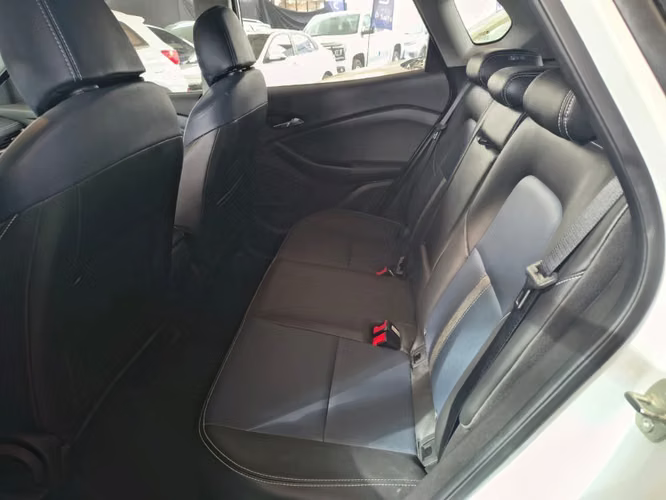 Chevrolet Tracker 1.2T PREMIER AT S 2025 - Imagen 19