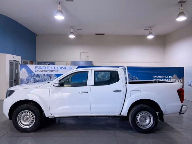 NAVARA SE 4X2 SXDW72-SANTIAGO - Imagen 2
