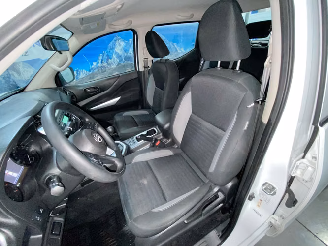 NAVARA SE 4X2 SXDW72-SANTIAGO - Imagen 12