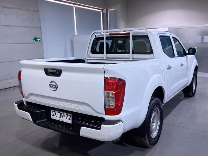 NAVARA SE 4X2 SXDW72-SANTIAGO - Imagen 4