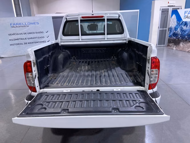 NAVARA SE 4X2 SZCV86-SANTIAGO - Imagen 19