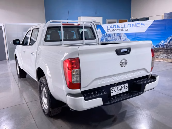NAVARA SE 4X2 SZCW13-SANTIAGO - Imagen 3