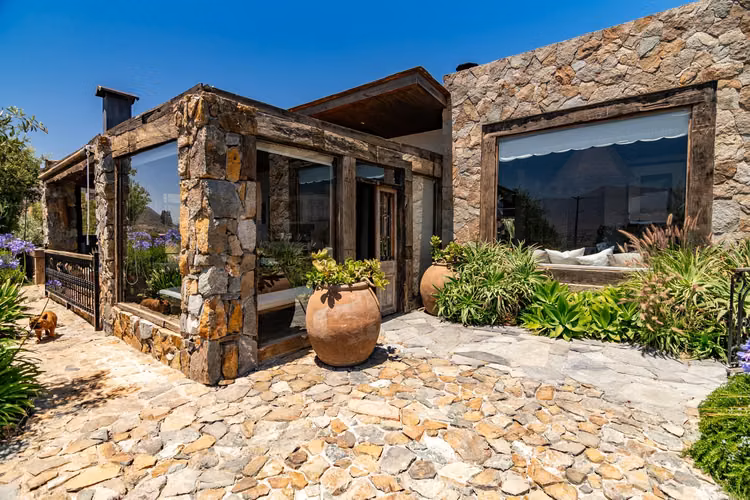 HERMOSA CASA EN ALGARROBITO - Imagen 1