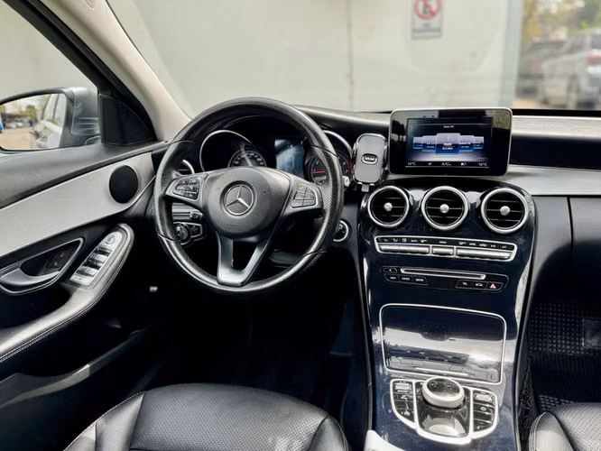MERCEDES BENZ C 180 FL SPORT - 2018 | 4677 - Imagen 18