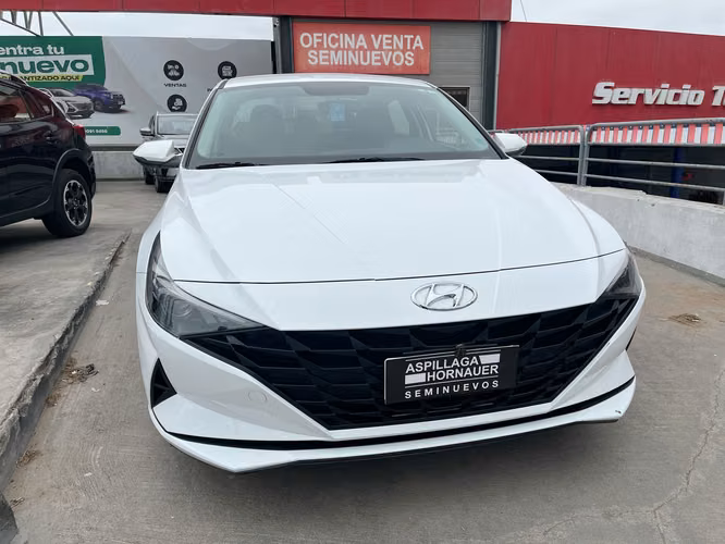 HYUNDAI ELANTRA PLUS MT - Imagen 9