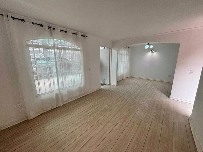 CASA EN ARRIENDO (183090)