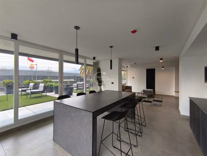 Departamento en arriendo 1d/1b/ estac en rotonda atenas