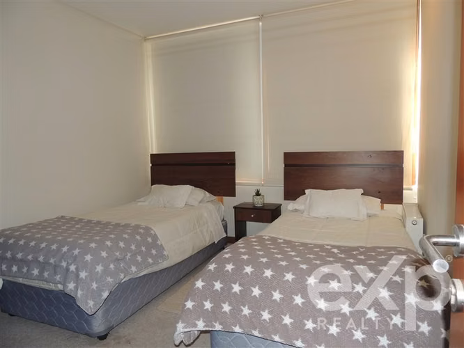 Impecable Casa en Arriendo de 4 Dorm.+Serv. Colegio Alemán - Imagen 17