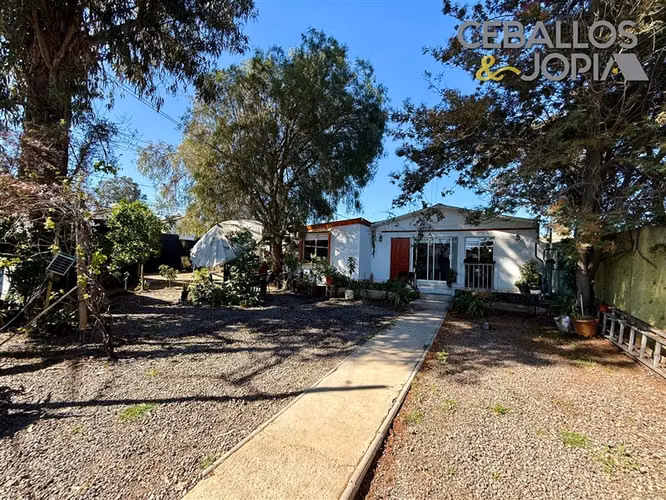 Casa en venta de 6 dorm. en Villa Alemana - Imagen 1