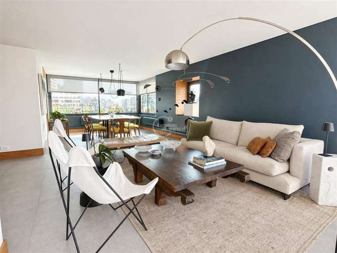 Departamento en venta de 3 dorm. en Las Condes