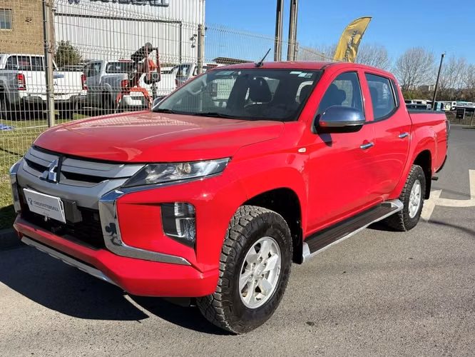 MITSUBISHI L200 2024