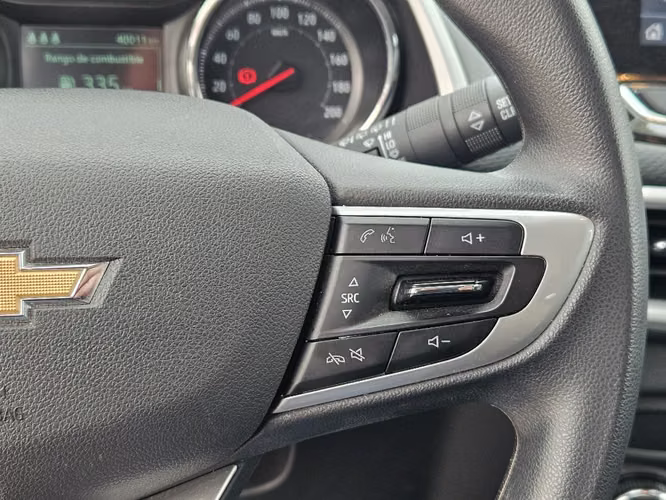 Chevrolet Tracker 1.2T LTZ R 4X2 AT 5P 2025 - Imagen 13