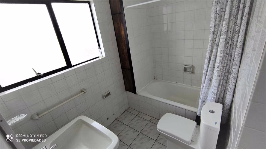 Arriendo amplia y acogedora casa de 2 pisos en Recreo, Viña - Imagen 15