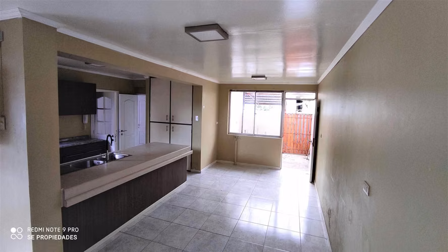 Arriendo amplia y acogedora casa de 2 pisos en Recreo, Viña - Imagen 5