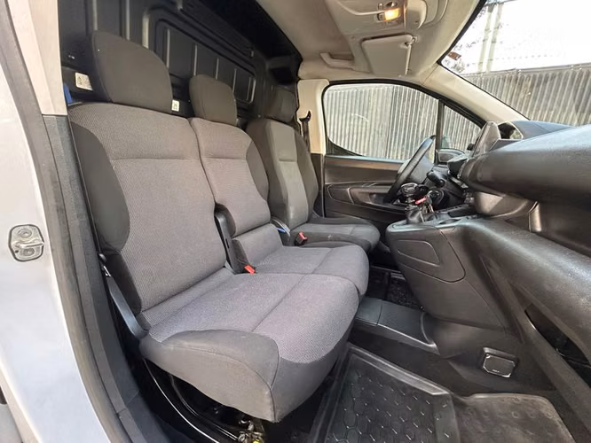 PEUGEOT PARTNER PARTNER L1 BLUEHDI 100 - 2023 | 4631 - Imagen 17