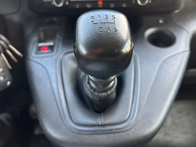 PEUGEOT PARTNER PARTNER L1 BLUEHDI 100 - 2023 | 4631 - Imagen 12