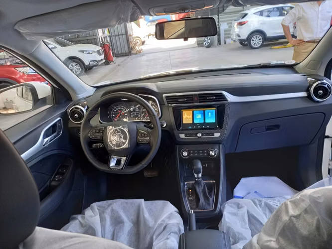 MG zs 1.5L AUT 2023 - Imagen 9