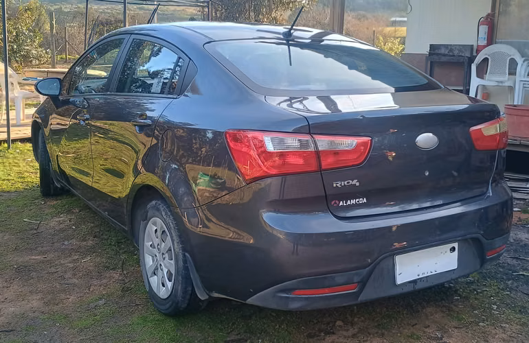 2014 Kia Rio 4 1.4 EX 4X2 6MT 4P. - Imagen 3