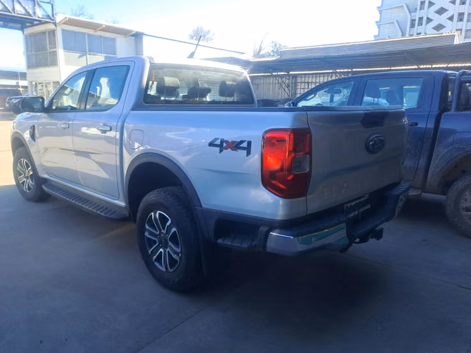 FORD RANGER 2.0 XLT AT 4X4 DIESEL - Imagen 4