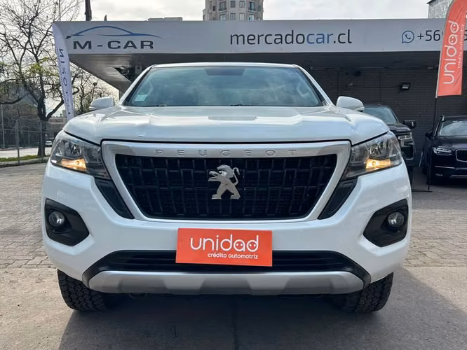 PEUGEOT LANDTREK ACTIVE BLUEHDI 180 4X4 AT - 2023 | 4686
