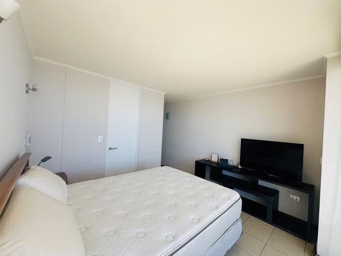 Moderno Depa con Excelente Conectividad - Imagen 17