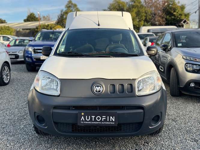 RAM VAN 700 2021 - Imagen 2