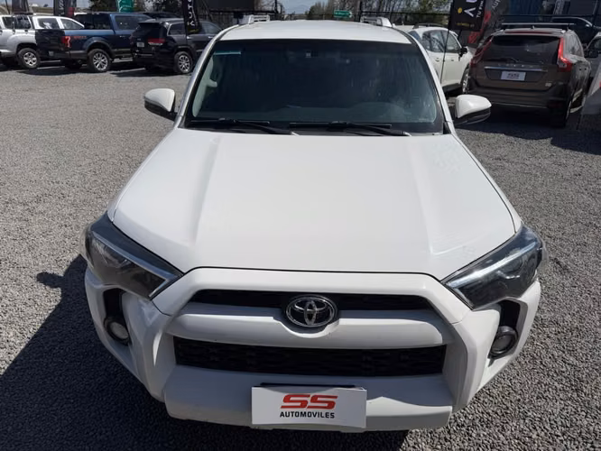 TOYOTA 4 RUNNER SR5 4X4 AT 2014 - Imagen 2