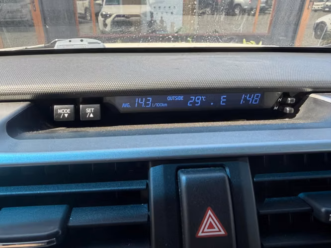 TOYOTA 4 RUNNER SR5 4X4 AT 2014 - Imagen 19