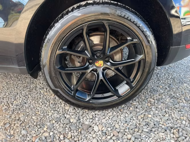 PORSCHE MACAN R4 2016