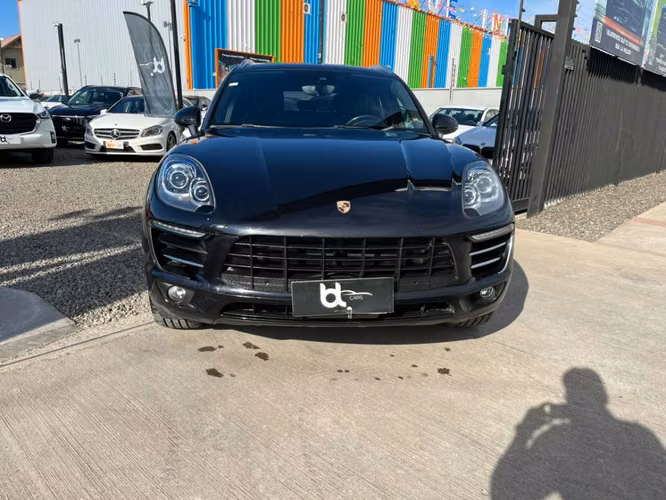 PORSCHE MACAN R4 2016