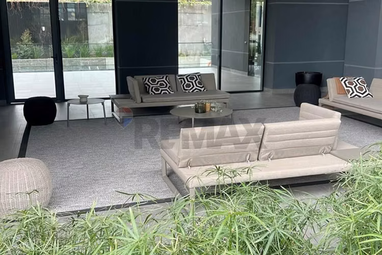 Tu nuevo hogar en vitacura: moderno y confortable
