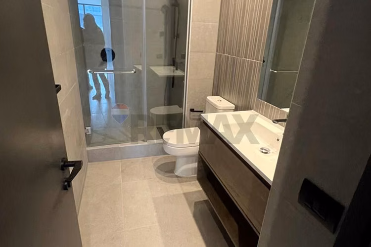 Tu nuevo hogar en vitacura: moderno y confortable