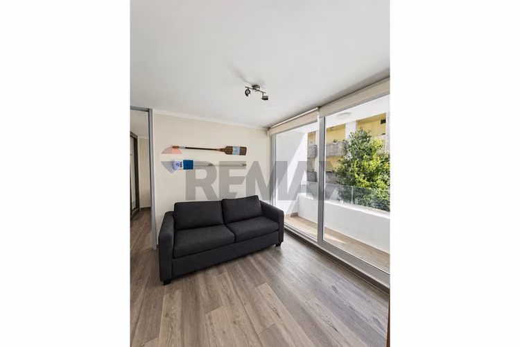 Arriendo departamento amoblado con terraza