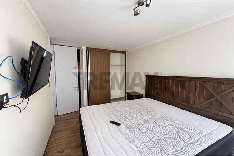 Arriendo departamento amoblado con terraza - Imagen 10