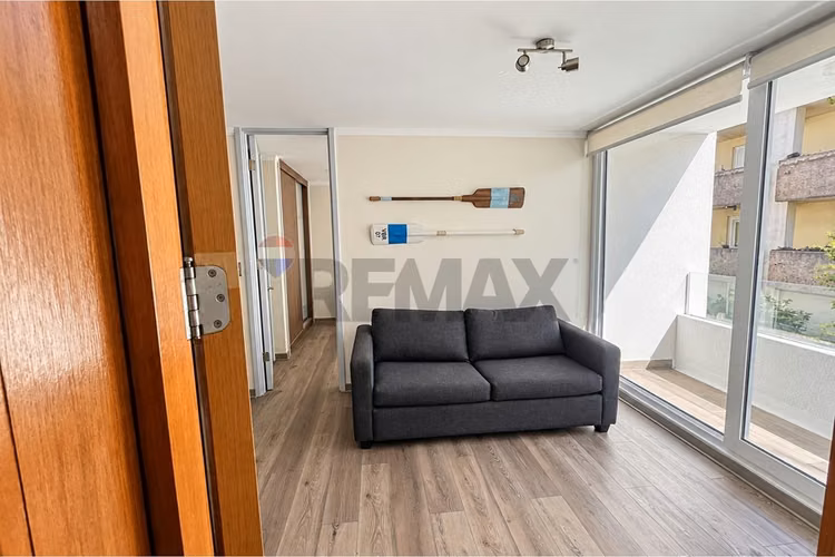 Arriendo departamento amoblado con terraza