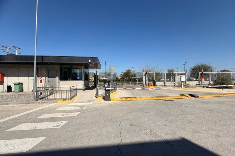 Arriendo logistock en centro logistico