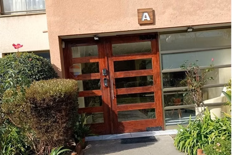 Depto en condominio cercano a av independencia - Imagen 3