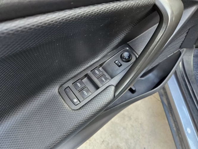Chevrolet Tracker 1.2t  Ltz Mt 2023 - Imagen 9
