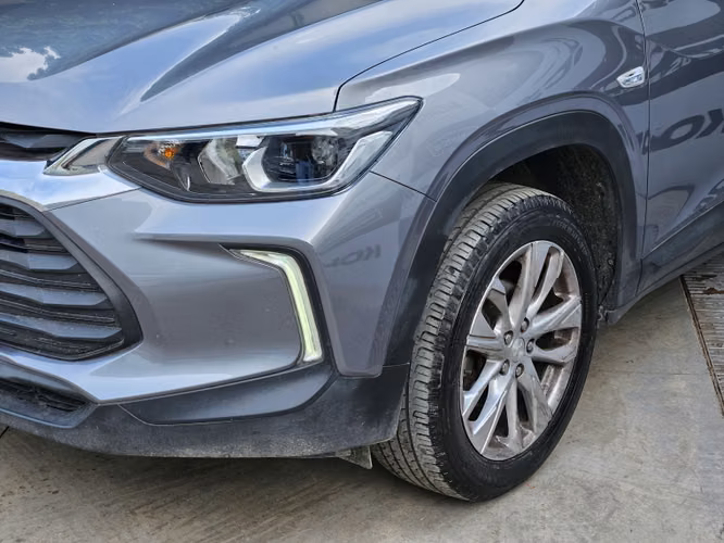 Chevrolet Tracker 1.2t  Ltz Mt 2023 - Imagen 2
