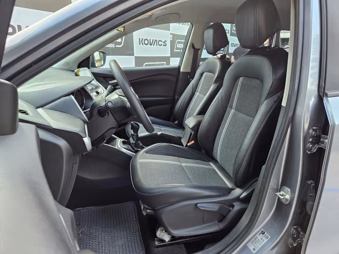 Chevrolet Tracker 1.2t  Ltz Mt 2023 - Imagen 10
