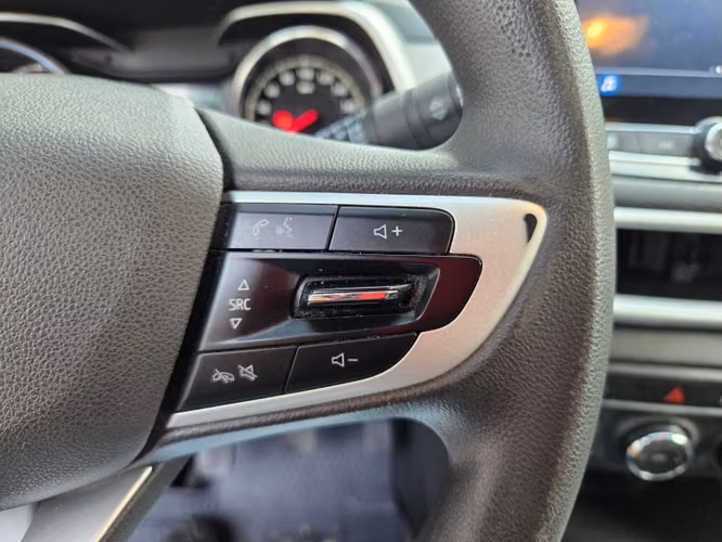 Chevrolet Tracker 1.2t  Ltz Mt 2023 - Imagen 14