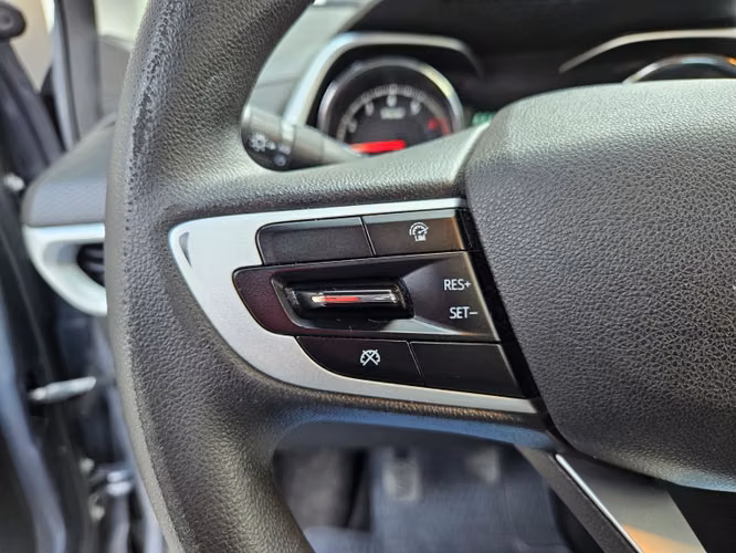 Chevrolet Tracker 1.2t  Ltz Mt 2023 - Imagen 15