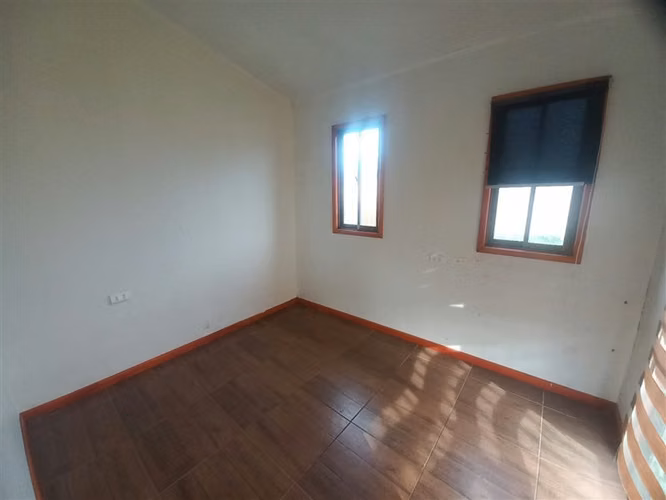 Casa en venta de 4 dorm. en Rengo