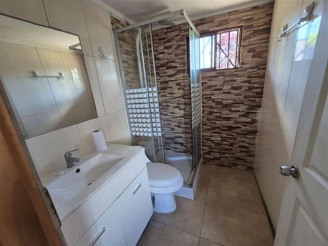 Casa en venta de 4 dorm. en Rengo