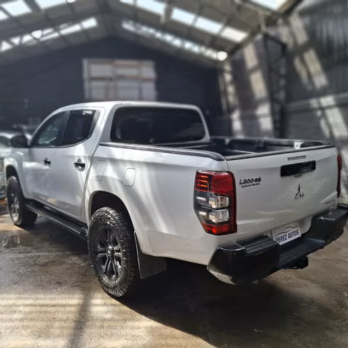Mitsubishi L200 Dakar CRS 2.2 4x4 MT 2024 (facturable) - Imagen 8