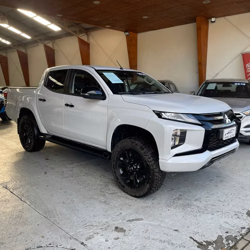 Mitsubishi L200 Dakar CRS 2.2 4x4 MT 2024 (facturable)