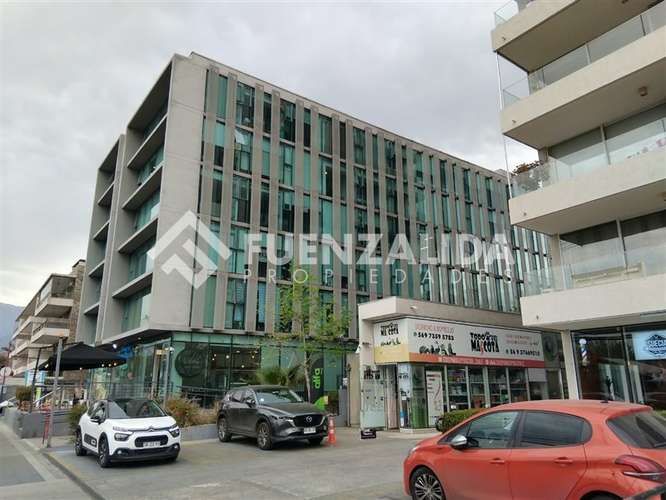 Oficina 1 Privado - 1 Baño - Estacionamiento ( La Reina )