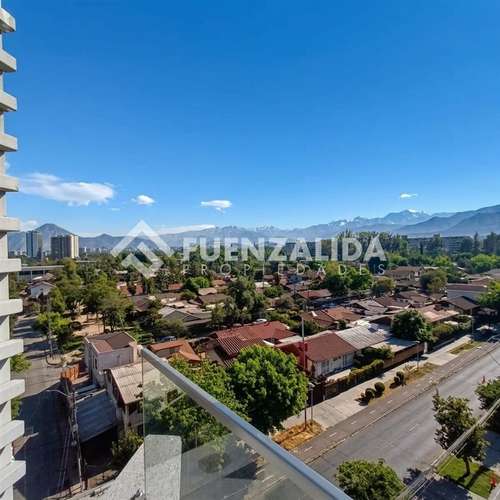 Oficina 1 Privado - 1 Baño - Estacionamiento ( La Reina )